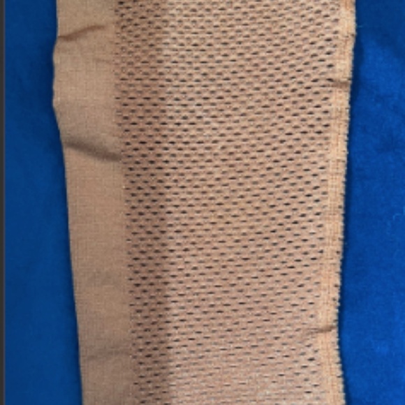 (NWOT) JoyLab Tawny Umber Women’s 7/8 Length Ribbed Leggings - Picture 3 of 5